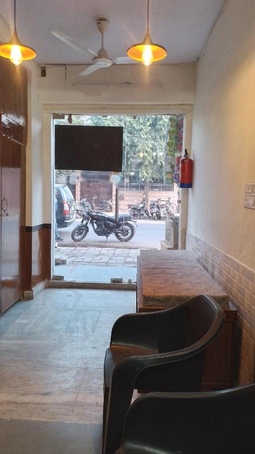 Genesis Homestay Agra  Ngoại thất bức ảnh