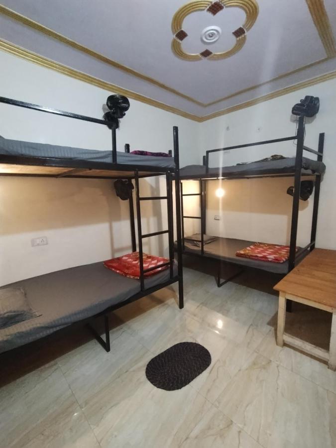 Genesis Homestay Agra  Ngoại thất bức ảnh