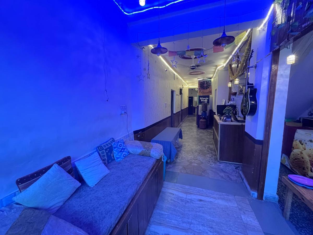 Genesis Homestay Agra  Ngoại thất bức ảnh