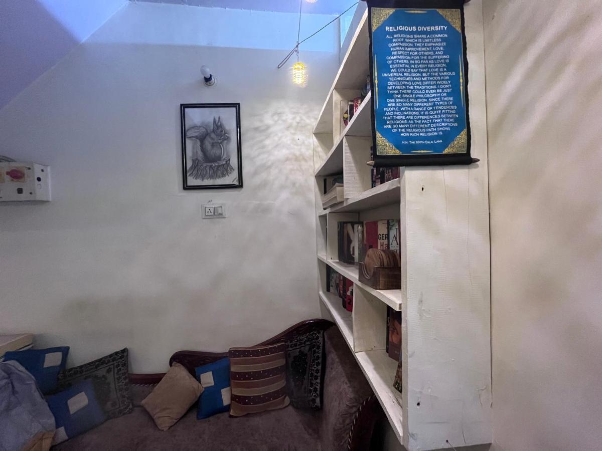 Genesis Homestay Agra  Ngoại thất bức ảnh