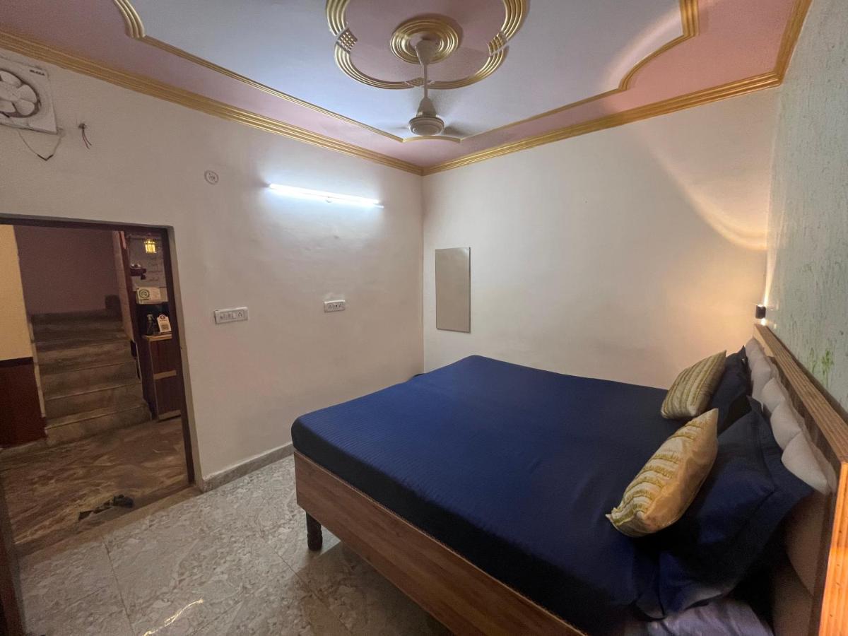 Genesis Homestay Agra  Ngoại thất bức ảnh